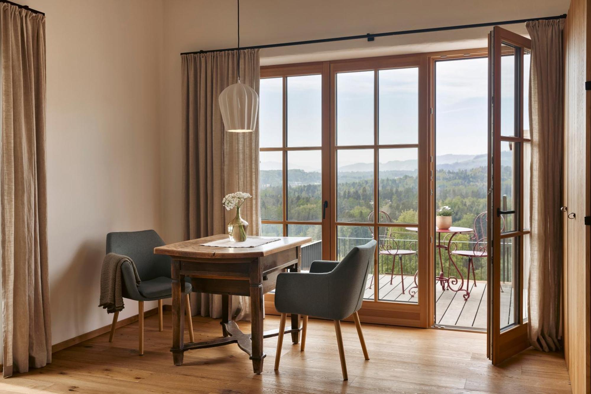 דויטשלנדסברג Am Wildbachberg - Luxus Ferienhaeuser Mit Infinitypool, Privatsauna Und Weinkeller מראה חיצוני תמונה